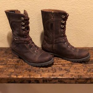 NEVER WORN- Ariat Kenna H2O Boot, Size 8